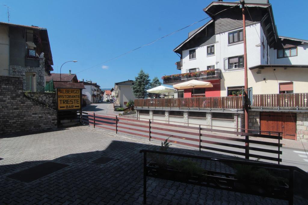 Albergo Trieste 탐브레 달파고 외부 사진