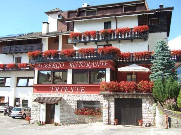Albergo Trieste 탐브레 달파고 외부 사진