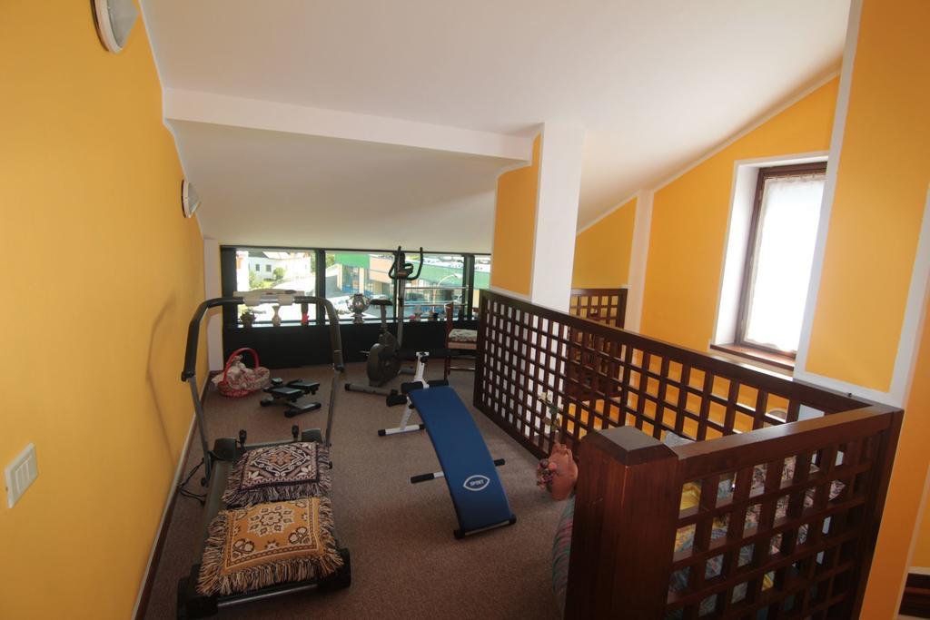 Albergo Trieste 탐브레 달파고 외부 사진