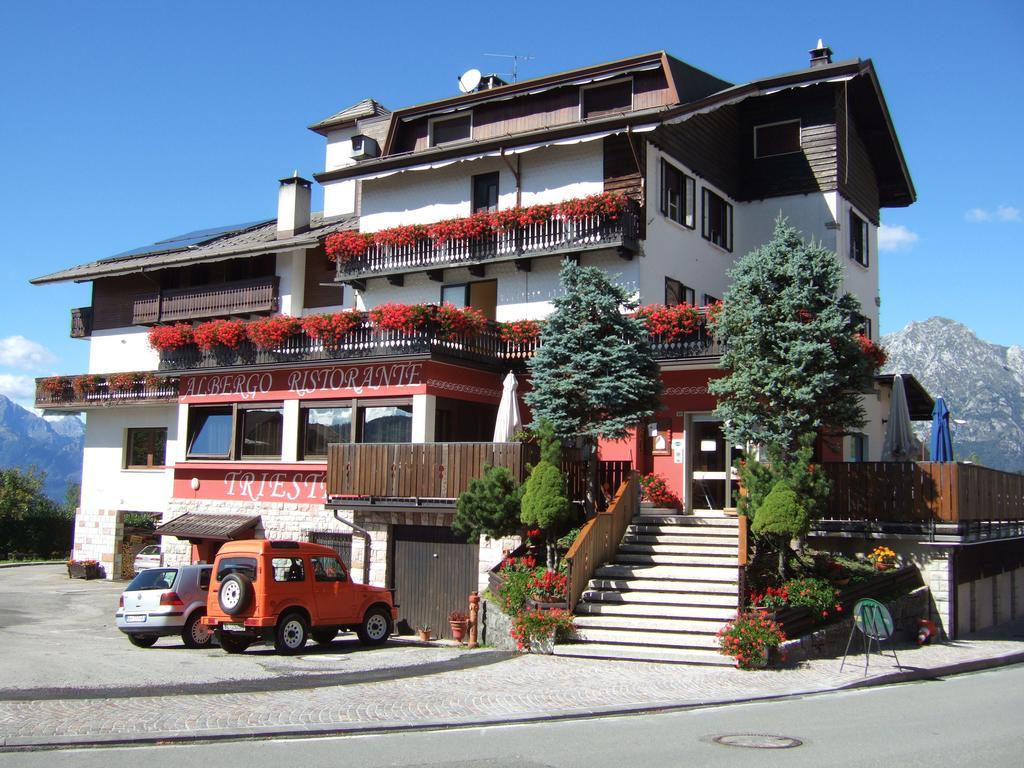 Albergo Trieste 탐브레 달파고 외부 사진