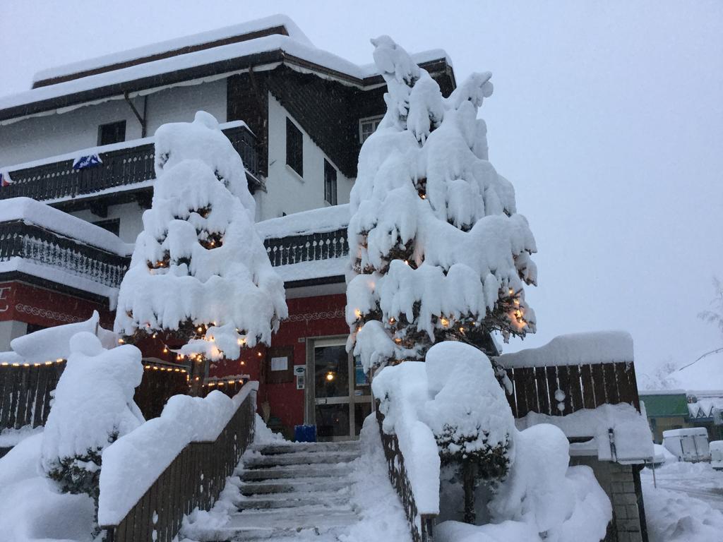 Albergo Trieste 탐브레 달파고 외부 사진